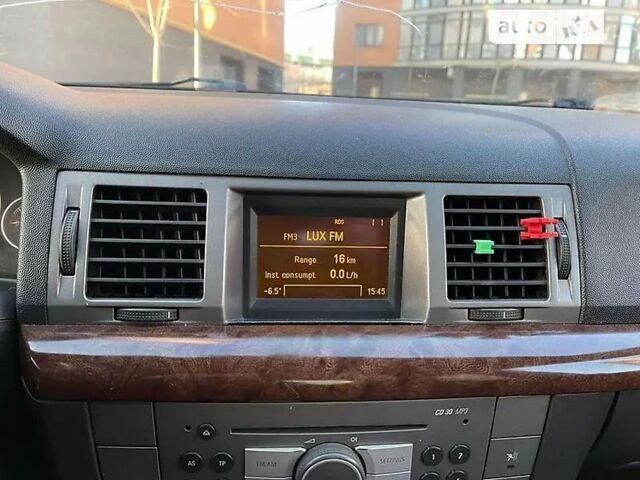 Сірий Опель Вектра, об'ємом двигуна 2.2 л та пробігом 234 тис. км за 4500 $, фото 7 на Automoto.ua