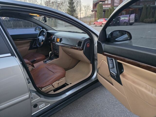 Серый Опель Вектра, объемом двигателя 2.2 л и пробегом 284 тыс. км за 3850 $, фото 10 на Automoto.ua