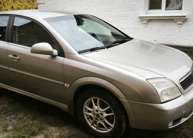 Опель Вектра 2004 у Умани на Automoto.ua Сірий Опель Вектра, об'ємом двигуна 2.2 л та пробігом 270 тис. км за 3600 $, фото 2 на Automoto.ua