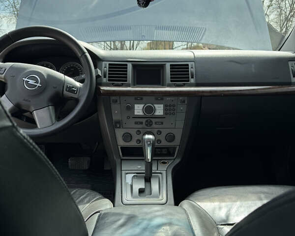 Серый Опель Вектра, объемом двигателя 2.2 л и пробегом 520 тыс. км за 3700 $, фото 16 на Automoto.ua