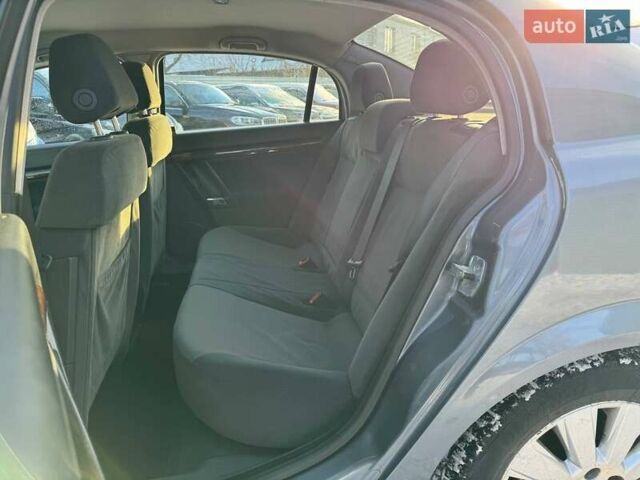 Сірий Опель Вектра, об'ємом двигуна 2.2 л та пробігом 315 тис. км за 4490 $, фото 10 на Automoto.ua