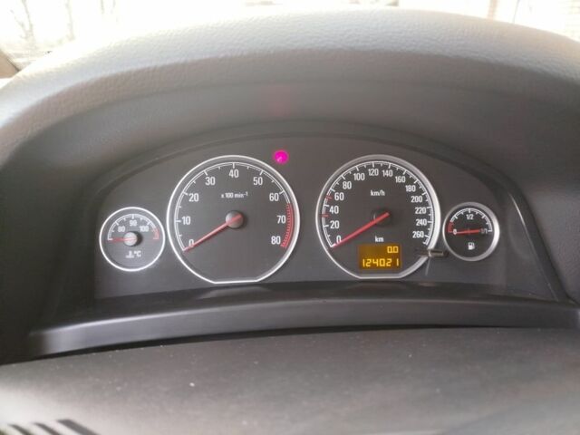 Серый Опель Вектра, объемом двигателя 1.8 л и пробегом 130 тыс. км за 3200 $, фото 6 на Automoto.ua