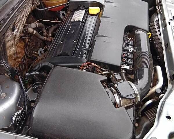 Опель Вектра 2004 у Миколаєві на Automoto.ua Сірий Опель Вектра, об'ємом двигуна 2.2 л та пробігом 255 тис. км за 4200 $, фото 16 на Automoto.ua