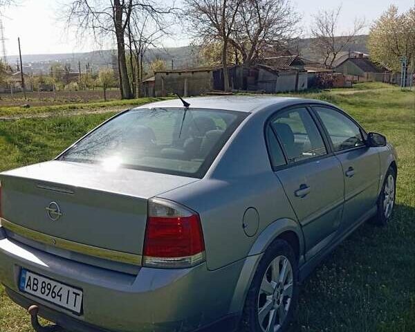 Серый Опель Вектра, объемом двигателя 2.17 л и пробегом 235 тыс. км за 4000 $, фото 1 на Automoto.ua