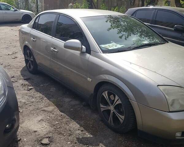 Сірий Опель Вектра, об'ємом двигуна 3.2 л та пробігом 235 тис. км за 5350 $, фото 11 на Automoto.ua