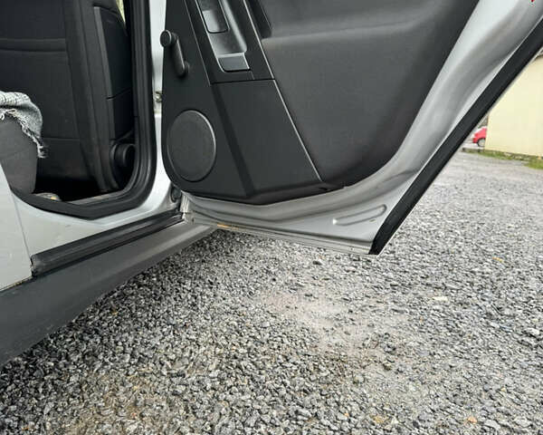 Серый Опель Вектра, объемом двигателя 1.8 л и пробегом 187 тыс. км за 4750 $, фото 17 на Automoto.ua