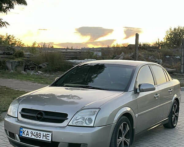 Сірий Опель Вектра, об'ємом двигуна 3.2 л та пробігом 250 тис. км за 3000 $, фото 25 на Automoto.ua