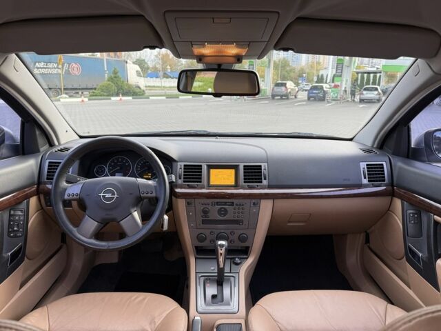 Серый Опель Вектра, объемом двигателя 2.2 л и пробегом 156 тыс. км за 5599 $, фото 18 на Automoto.ua