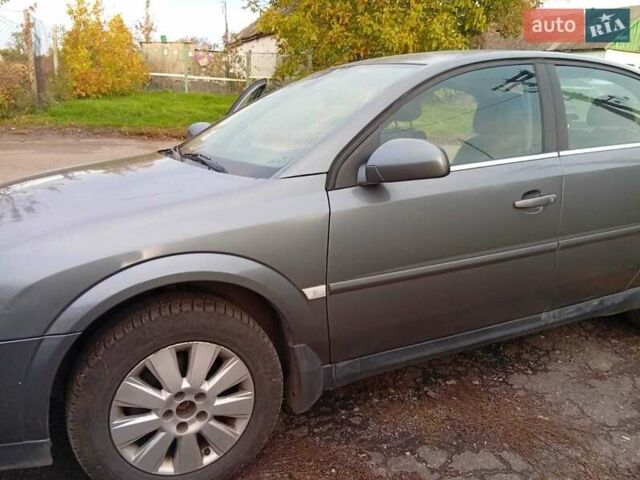 Опель Вектра 2004 у Миколаєві на Automoto.ua Сірий Опель Вектра, об'ємом двигуна 2.2 л та пробігом 255 тис. км за 4200 $, фото 9 на Automoto.ua