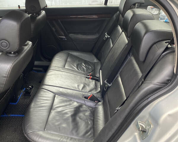 Серый Опель Вектра, объемом двигателя 1.91 л и пробегом 286 тыс. км за 4100 $, фото 8 на Automoto.ua