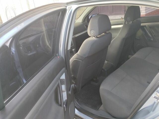 Серый Опель Вектра, объемом двигателя 1.8 л и пробегом 130 тыс. км за 3200 $, фото 5 на Automoto.ua