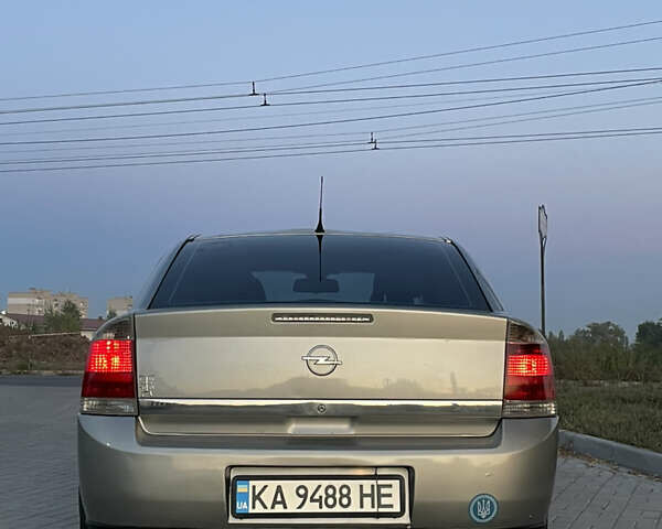 Сірий Опель Вектра, об'ємом двигуна 3.2 л та пробігом 250 тис. км за 3000 $, фото 13 на Automoto.ua