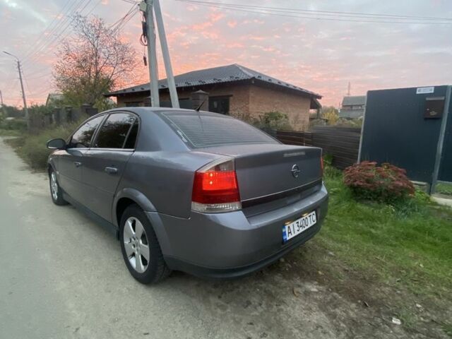 Сірий Опель Вектра, об'ємом двигуна 1.9 л та пробігом 327 тис. км за 1800 $, фото 1 на Automoto.ua