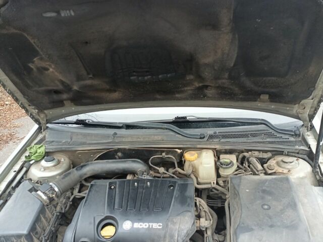 Сірий Опель Вектра, об'ємом двигуна 1.8 л та пробігом 281 тис. км за 3400 $, фото 6 на Automoto.ua