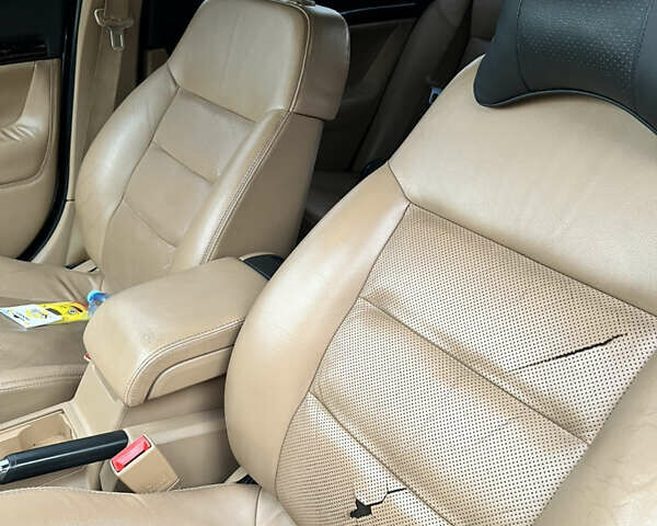 Опель Вектра 2004 у Вишневом на Automoto.ua Сірий Опель Вектра, об'ємом двигуна 2.2 л та пробігом 252 тис. км за 4900 $, фото 18 на Automoto.ua