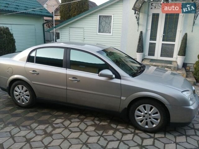 Серый Опель Вектра, объемом двигателя 2.2 л и пробегом 320 тыс. км за 3200 $, фото 9 на Automoto.ua