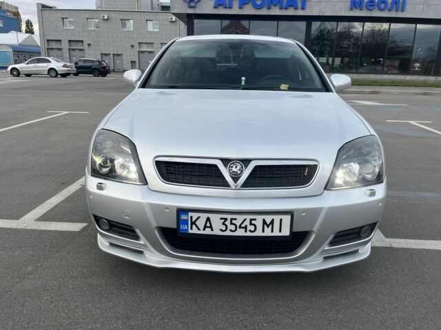 Сірий Опель Вектра, об'ємом двигуна 3.2 л та пробігом 220 тис. км за 4950 $, фото 1 на Automoto.ua