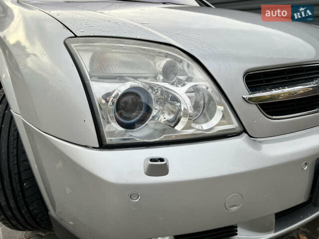 Опель Вектра 2004 у Вишневом на Automoto.ua Сірий Опель Вектра, об'ємом двигуна 2.2 л та пробігом 252 тис. км за 4900 $, фото 12 на Automoto.ua