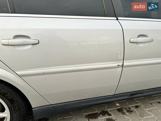 Опель Вектра 2004 у Вишневом на Automoto.ua Сірий Опель Вектра, об'ємом двигуна 2.2 л та пробігом 252 тис. км за 4900 $, фото 9 на Automoto.ua