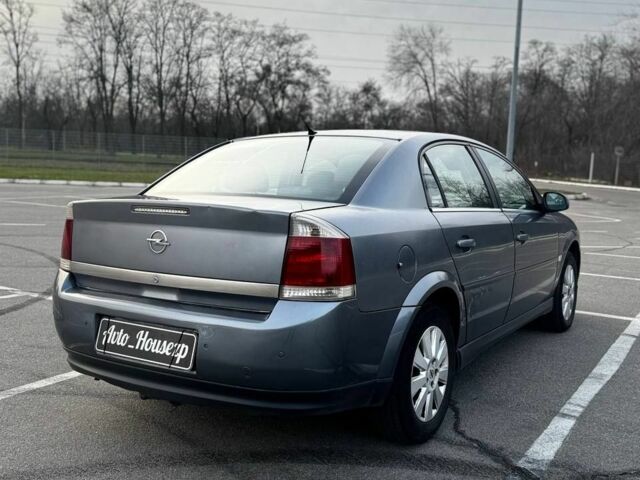 Серый Опель Вектра, объемом двигателя 0 л и пробегом 260 тыс. км за 4200 $, фото 4 на Automoto.ua