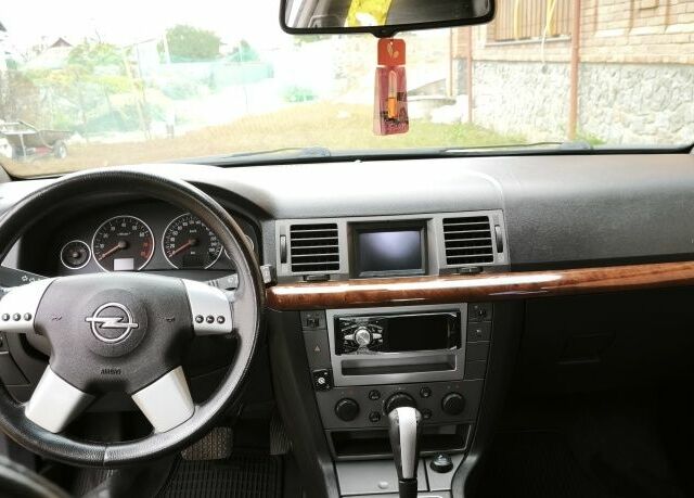 Опель Вектра 2004 у Умани на Automoto.ua Сірий Опель Вектра, об'ємом двигуна 2.2 л та пробігом 270 тис. км за 3600 $, фото 13 на Automoto.ua