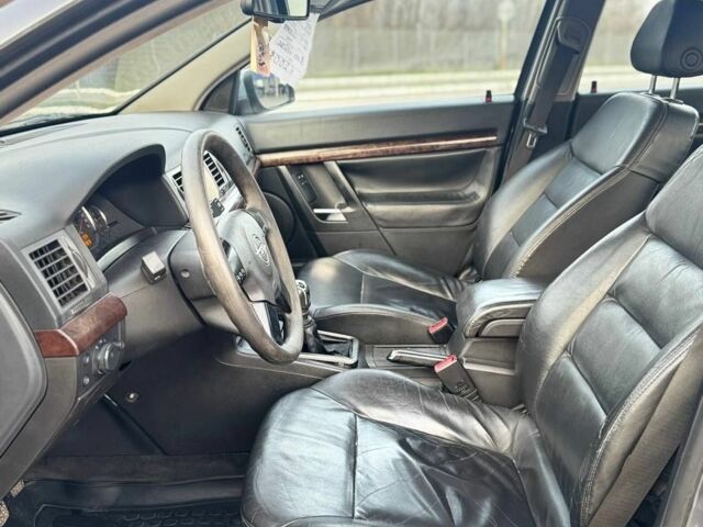 Серый Опель Вектра, объемом двигателя 0 л и пробегом 260 тыс. км за 4200 $, фото 6 на Automoto.ua