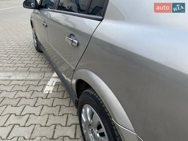 Серый Опель Вектра, объемом двигателя 1.8 л и пробегом 283 тыс. км за 3700 $, фото 15 на Automoto.ua