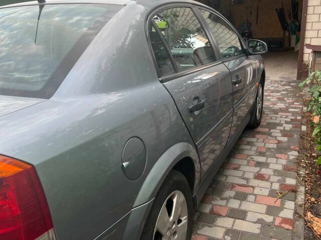 Серый Опель Вектра, объемом двигателя 1.8 л и пробегом 292 тыс. км за 3600 $, фото 3 на Automoto.ua