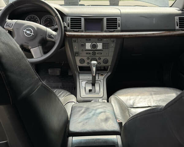 Серый Опель Вектра, объемом двигателя 2.2 л и пробегом 520 тыс. км за 3700 $, фото 18 на Automoto.ua