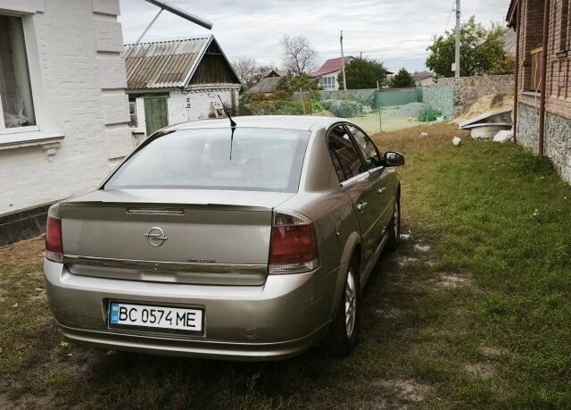 Опель Вектра 2004 у Умани на Automoto.ua Сірий Опель Вектра, об'ємом двигуна 2.2 л та пробігом 270 тис. км за 3600 $, фото 9 на Automoto.ua