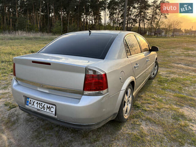 Серый Опель Вектра, объемом двигателя 2.2 л и пробегом 314 тыс. км за 4500 $, фото 3 на Automoto.ua