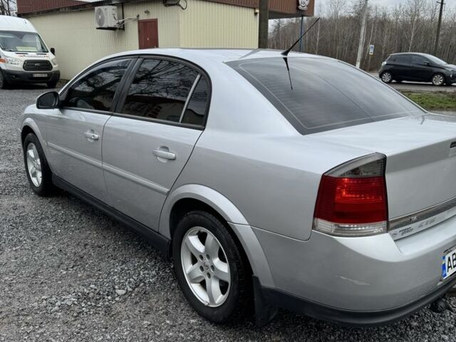 Серый Опель Вектра, объемом двигателя 1.8 л и пробегом 187 тыс. км за 4550 $, фото 15 на Automoto.ua