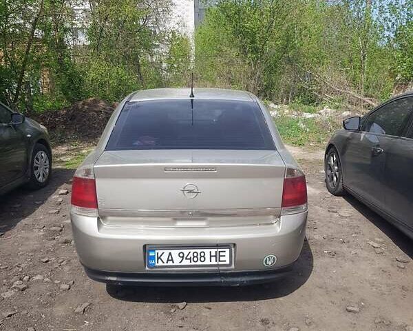 Сірий Опель Вектра, об'ємом двигуна 3.2 л та пробігом 235 тис. км за 5350 $, фото 4 на Automoto.ua