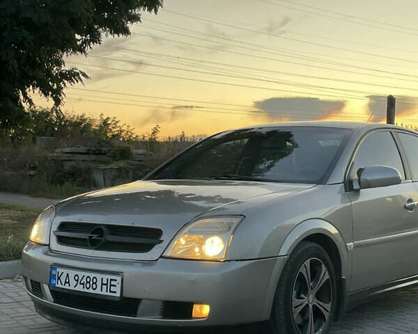 Сірий Опель Вектра, об'ємом двигуна 3.2 л та пробігом 250 тис. км за 3000 $, фото 28 на Automoto.ua