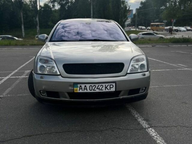 Серый Опель Вектра, объемом двигателя 2.2 л и пробегом 201 тыс. км за 4500 $, фото 2 на Automoto.ua