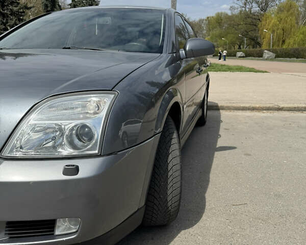 Серый Опель Вектра, объемом двигателя 2.2 л и пробегом 520 тыс. км за 3700 $, фото 9 на Automoto.ua