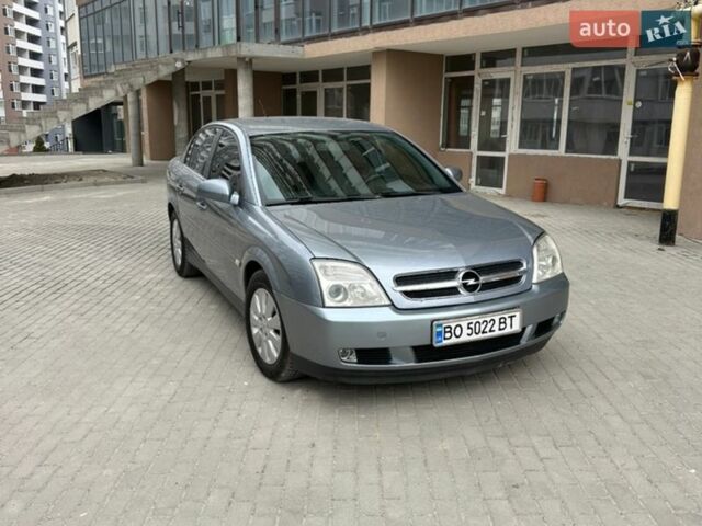 Серый Опель Вектра, объемом двигателя 2.2 л и пробегом 207 тыс. км за 4000 $, фото 3 на Automoto.ua
