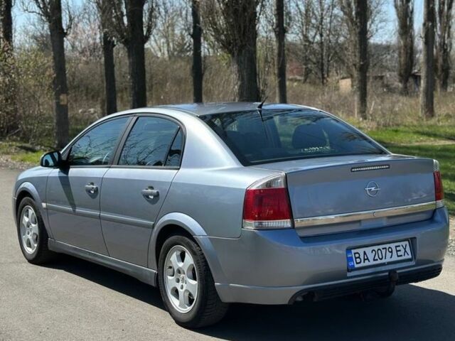 Сірий Опель Вектра, об'ємом двигуна 2 л та пробігом 300 тис. км за 3500 $, фото 3 на Automoto.ua