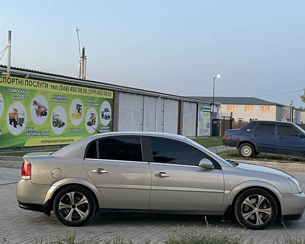 Сірий Опель Вектра, об'ємом двигуна 3.2 л та пробігом 250 тис. км за 3000 $, фото 21 на Automoto.ua