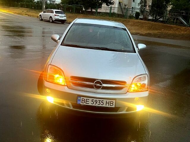 Сірий Опель Вектра, об'ємом двигуна 1.8 л та пробігом 174 тис. км за 4200 $, фото 12 на Automoto.ua