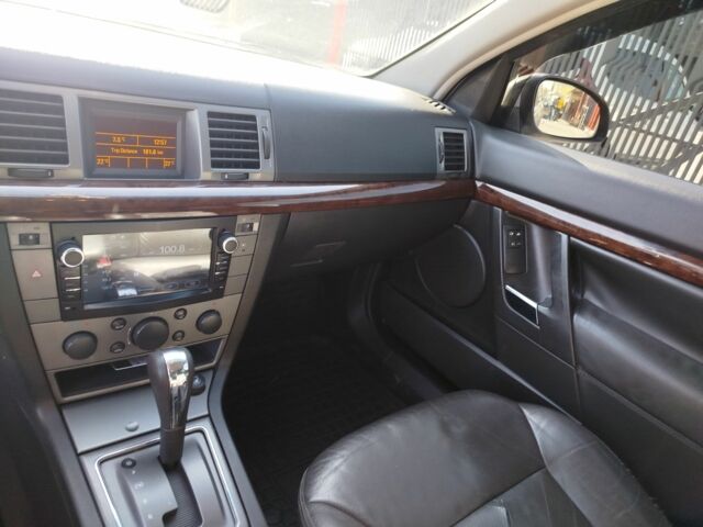 Серый Опель Вектра, объемом двигателя 2.2 л и пробегом 248 тыс. км за 6000 $, фото 9 на Automoto.ua