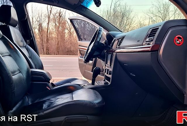 Сірий Опель Вектра, об'ємом двигуна 3.2 л та пробігом 283 тис. км за 2999 $, фото 9 на Automoto.ua