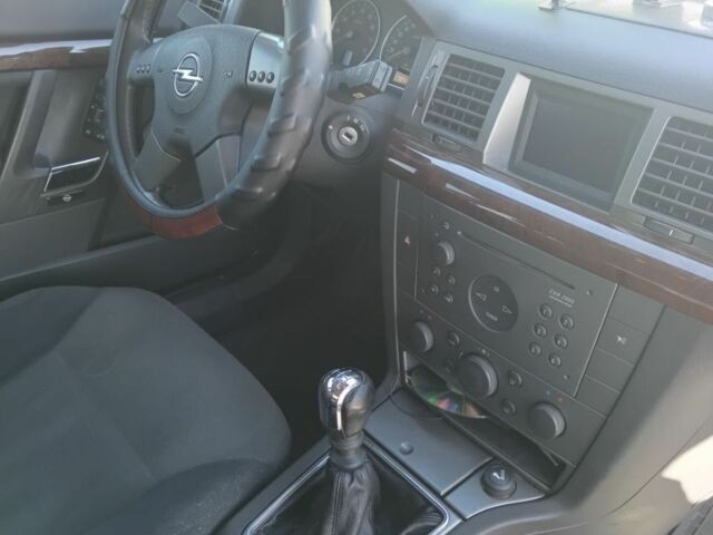 Серый Опель Вектра, объемом двигателя 2.2 л и пробегом 178 тыс. км за 5000 $, фото 4 на Automoto.ua