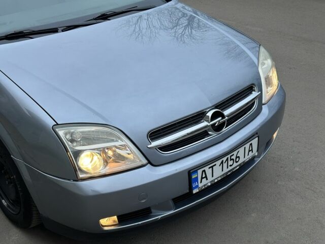 Серый Опель Вектра, объемом двигателя 1.6 л и пробегом 228 тыс. км за 3700 $, фото 3 на Automoto.ua