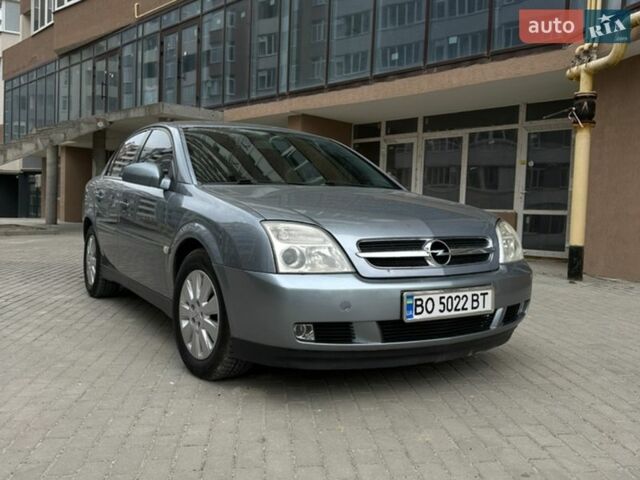 Серый Опель Вектра, объемом двигателя 2.2 л и пробегом 207 тыс. км за 4000 $, фото 4 на Automoto.ua