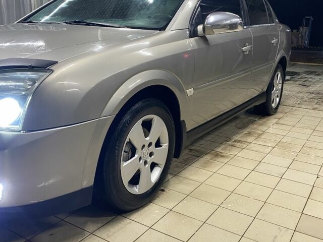 Серый Опель Вектра, объемом двигателя 1.8 л и пробегом 450 тыс. км за 3900 $, фото 3 на Automoto.ua