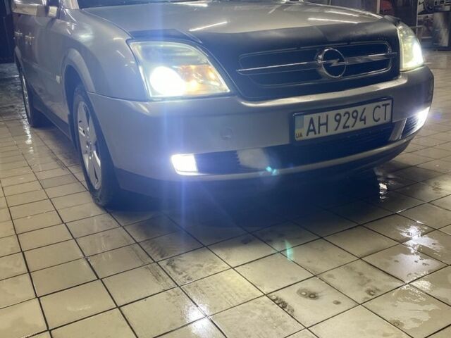 Серый Опель Вектра, объемом двигателя 1.8 л и пробегом 450 тыс. км за 3900 $, фото 1 на Automoto.ua