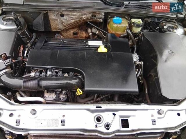 Опель Вектра 2004 у Миколаєві на Automoto.ua Сірий Опель Вектра, об'ємом двигуна 2.2 л та пробігом 255 тис. км за 4200 $, фото 25 на Automoto.ua