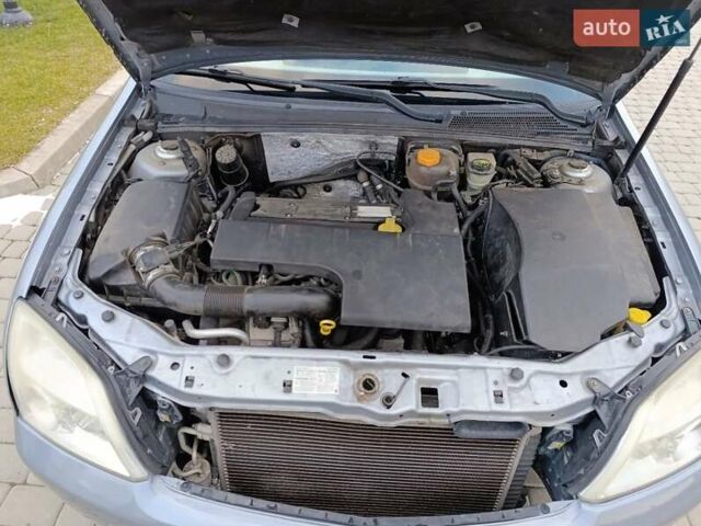 Сірий Опель Вектра, об'ємом двигуна 2.2 л та пробігом 270 тис. км за 4400 $, фото 15 на Automoto.ua