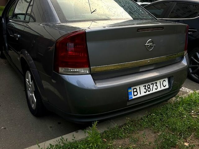Сірий Опель Вектра, об'ємом двигуна 2.2 л та пробігом 358 тис. км за 5000 $, фото 2 на Automoto.ua